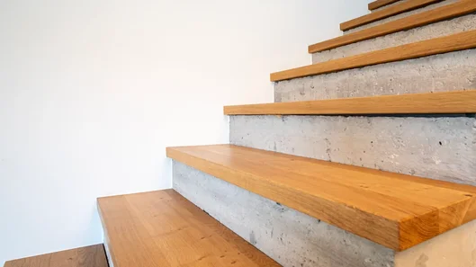 Réalisation d’habillage d’escalier