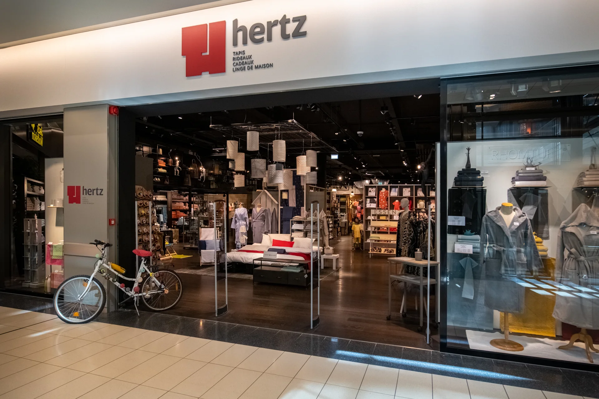 Le magasin hertz à la Belle Étoile