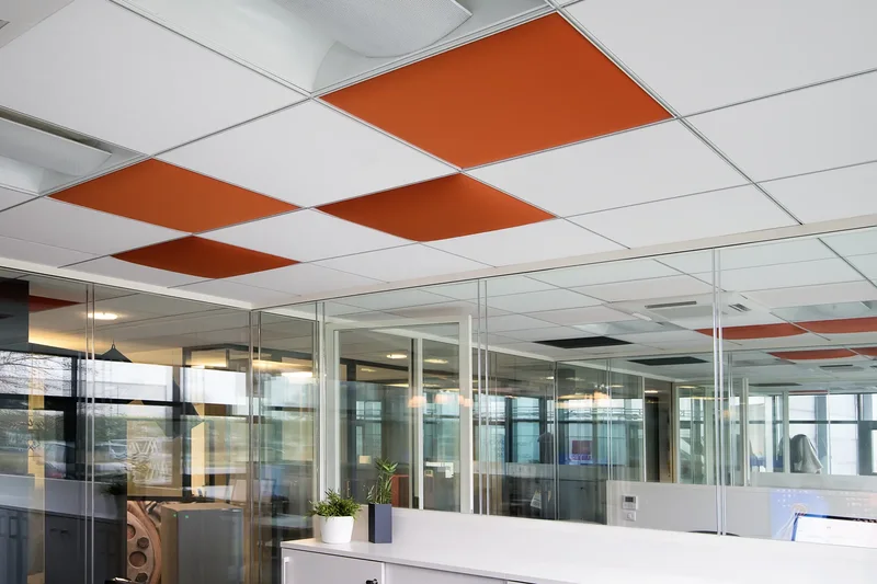 Panneaux acoustiques suspendus