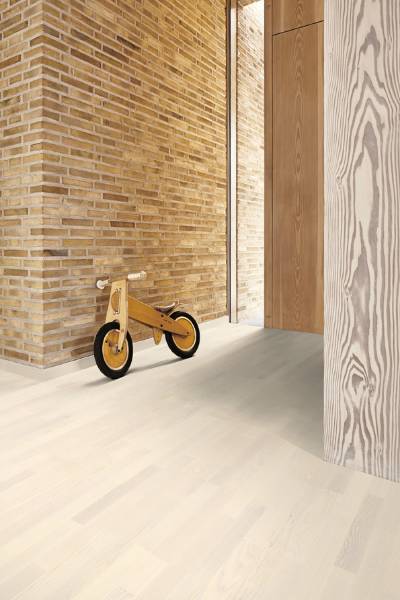 Parquet verni : un professionnel vous conseille !